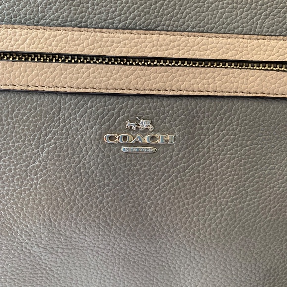 Coach premium leather - Picture 11 of 15